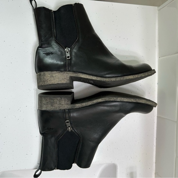 Rocket Dog Camilla Black Bromley Chelsea Boot Women’s 9 Faux Leather Comfy Shoes - Picture 5 of 9